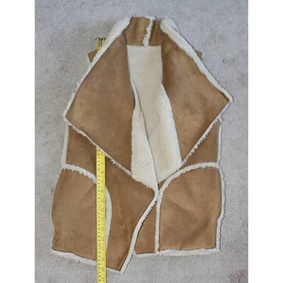 Sanctuary Brand - Women's Faux Shearling Reversible Vest, One Size Fits Most - Picture 5 of 7